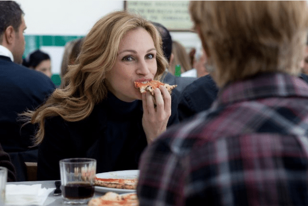 Julia Roberts (Liz) in Italy; Eat, Pray, Love film still