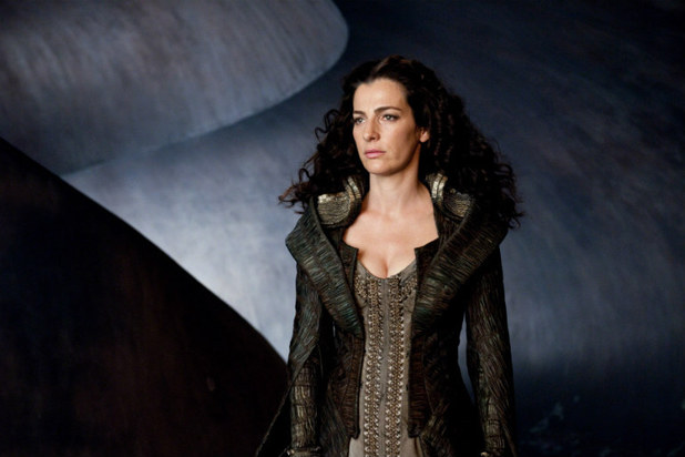Lara Lor-Van (Ayelet Zurer) in Man of Steel